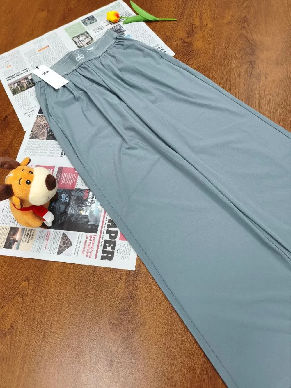 Alo Yoga NWT Steel Grey Pants Regular 30-inch😎Cool Girl Wardrobe Essentials⛄